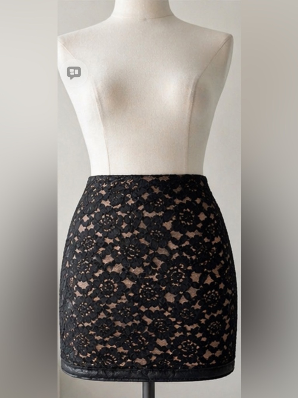 Windsor Black Lace Mini Skirt Size Small Nude Lined Bodycon Zip Back - Picture 3 of 12